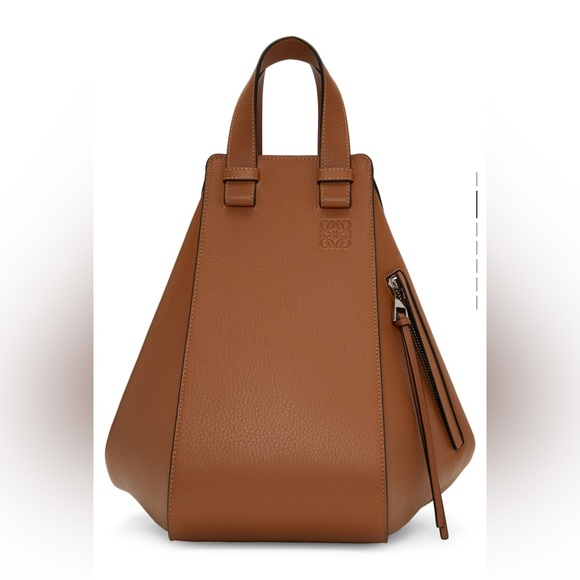 Authentic Loewe Tan Medium Hammock Bag, with card and dust bag - Picture 14 of 15